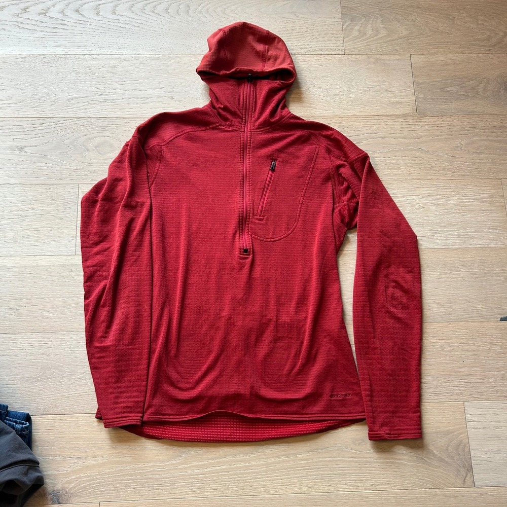 Patagonia R1 Hoody Mens Large Red Grid Fleece 1/4 Zip Pullover 43665 FA13